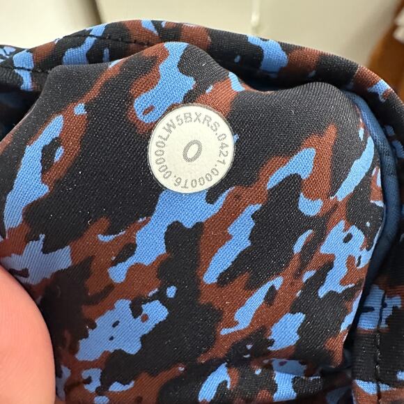 0 Lululemon Blue Cheetah Print Fast and Free High Rise Tight 25" Leggings - Picture 6 of 6